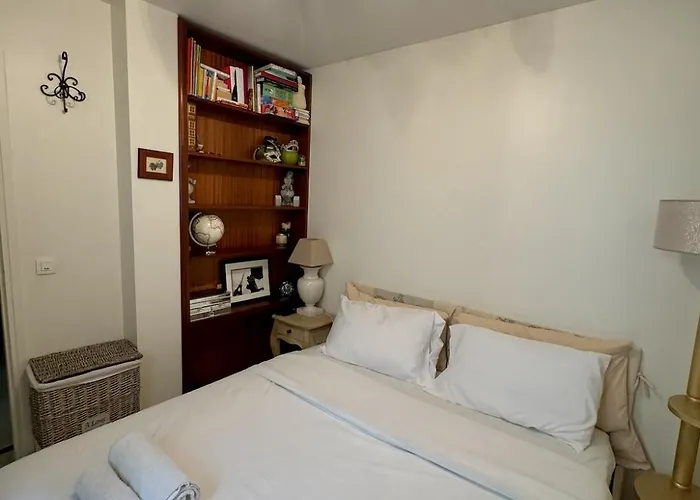Grand Et Central, 8e Pres Elysee Lejlighed Paris